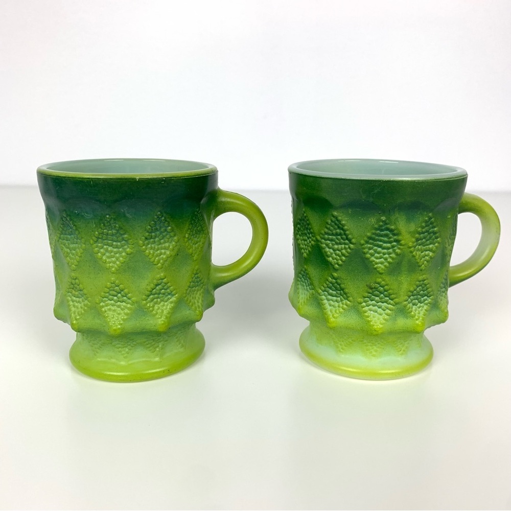 Pair Fire King Anchor Hocking Mugs Kimberly Diamond Cups Green Ombré Vtg Read